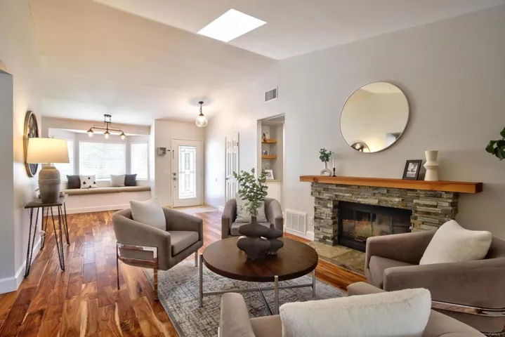 30562 Southern Cross Road, Temecula, California 92592