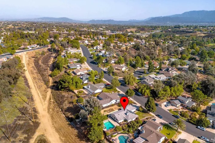 30562 Southern Cross Road, Temecula, California 92592