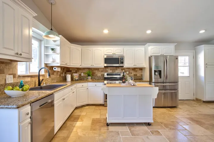 30562 Southern Cross Road, Temecula, California 92592