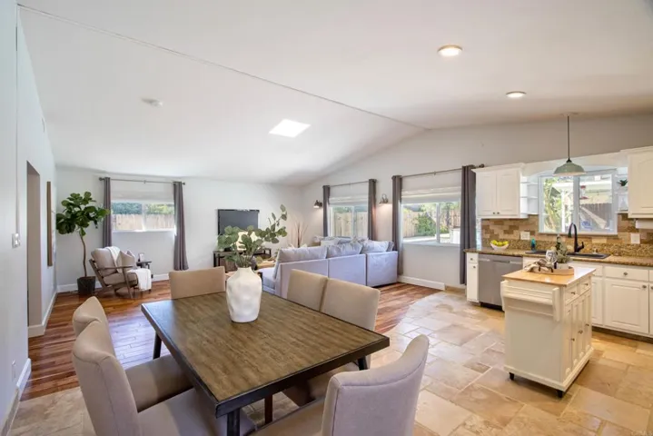 30562 Southern Cross Road, Temecula, California 92592