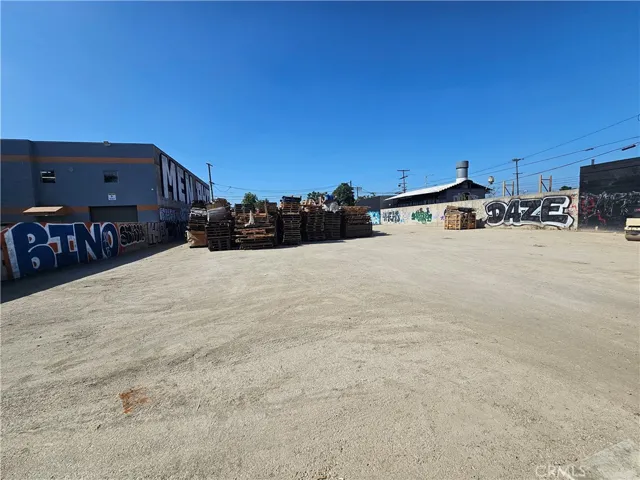 1706 E 41st Place, Los Angeles, California 90058