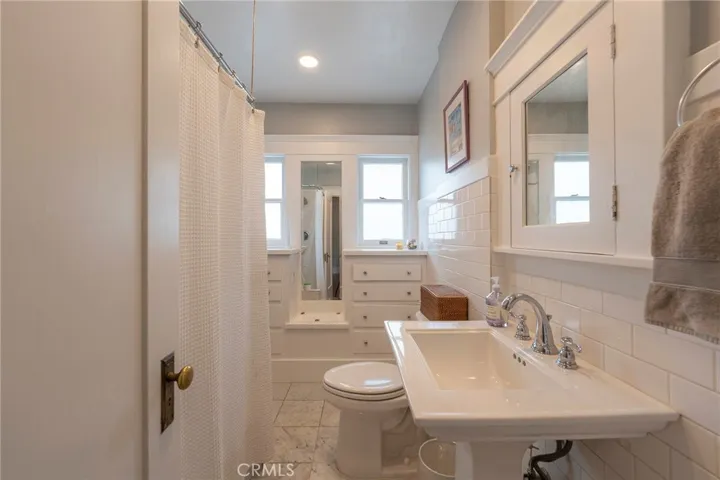 375 Orizaba Avenue, Long Beach, California 90814