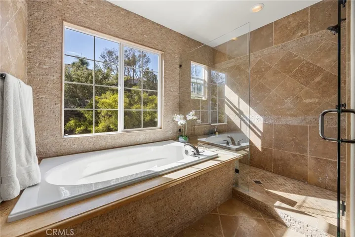 8200 E Bailey Way, Anaheim Hills, California 92808