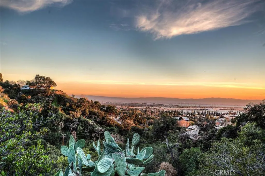 682 Deodar Lane, Bradbury, California 91008 home-pic-20