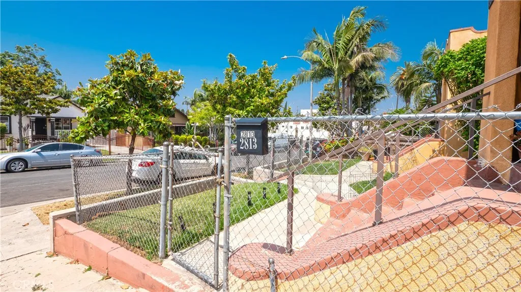 2811 Boulder Street, Los Angeles, California 90033 home-pic-2