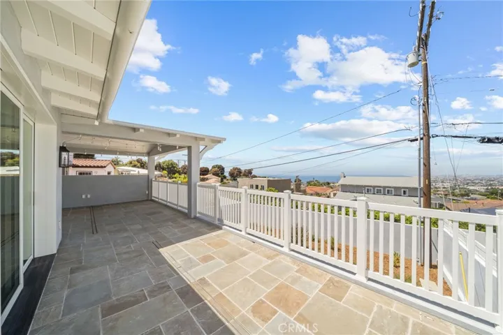 101 Via Colusa, Redondo Beach, California 90277