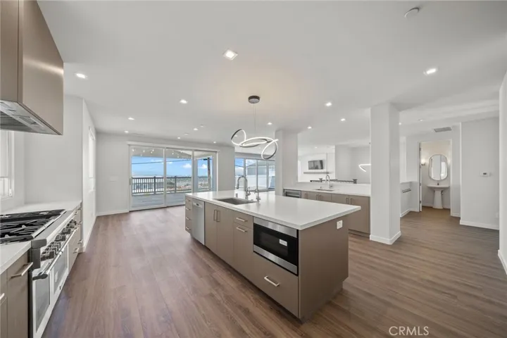 101 Via Colusa, Redondo Beach, California 90277