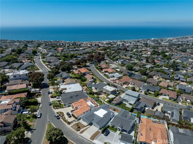 101 Via Colusa, Redondo Beach, California 90277