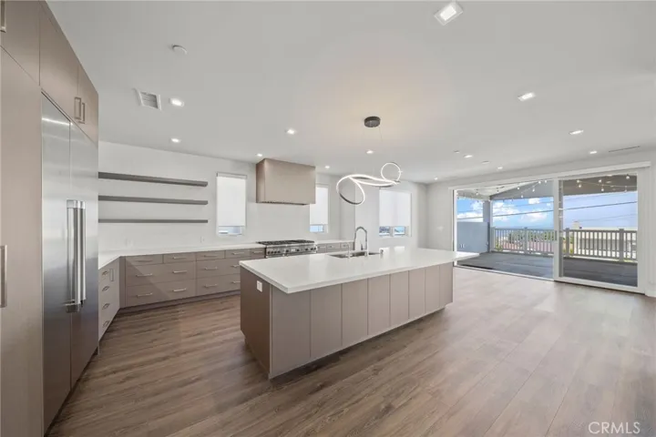 101 Via Colusa, Redondo Beach, California 90277
