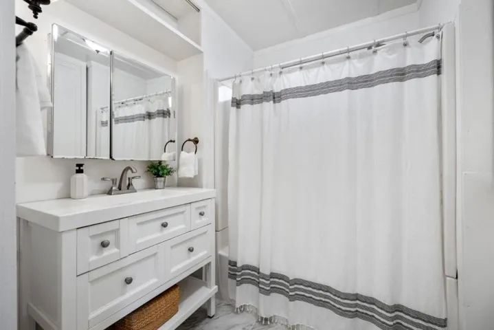 231 19th Avenue, Santa Cruz, California 95062