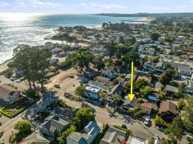 231 19th Avenue, Santa Cruz, California 95062