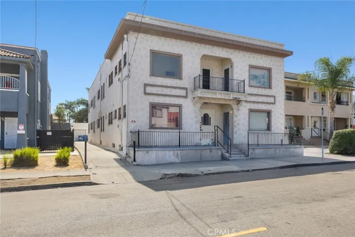 675 W 11th Street, San Pedro, California 90731