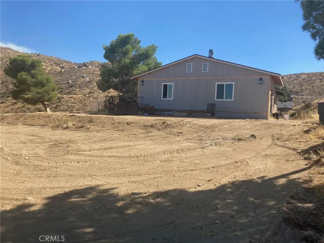 24207 Cascade Trail, Apple Valley, California 92308