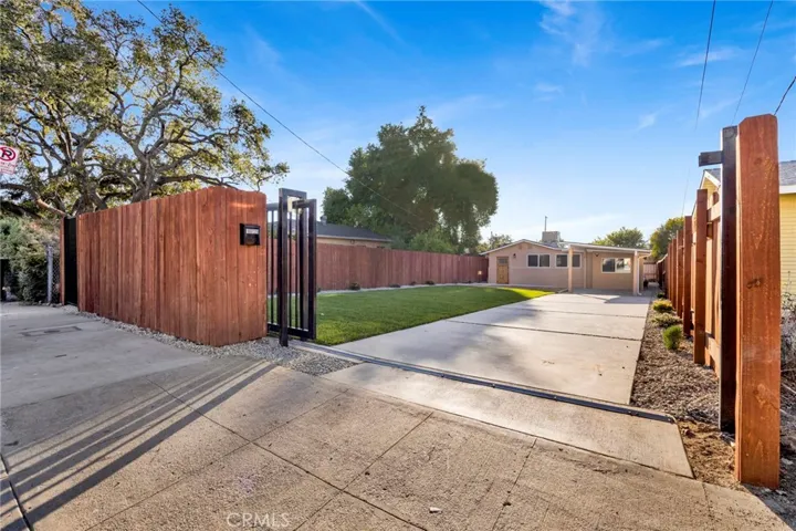 10725 Nassau Avenue, Sunland, California 91040