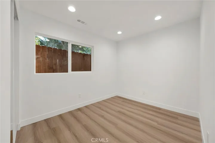 10725 Nassau Avenue, Sunland, California 91040