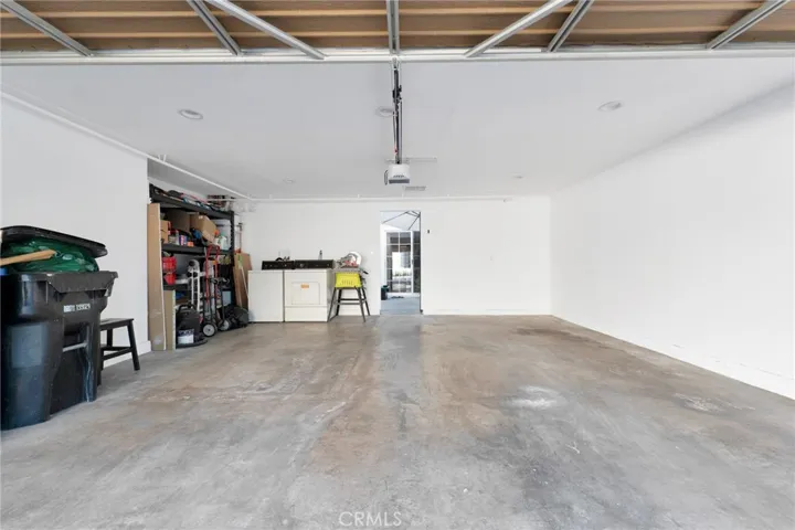 16733 Vanowen Street 41, Lake Balboa, California 91406