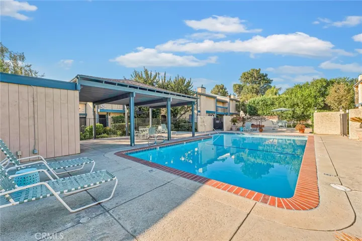 16733 Vanowen Street 41, Lake Balboa, California 91406