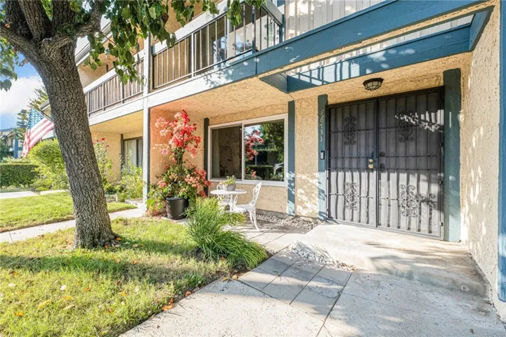 16733 Vanowen Street 41, Lake Balboa, California 91406