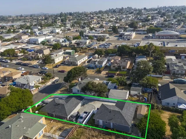 5781 83 Midwick Street, Paradise Hills, California 92139