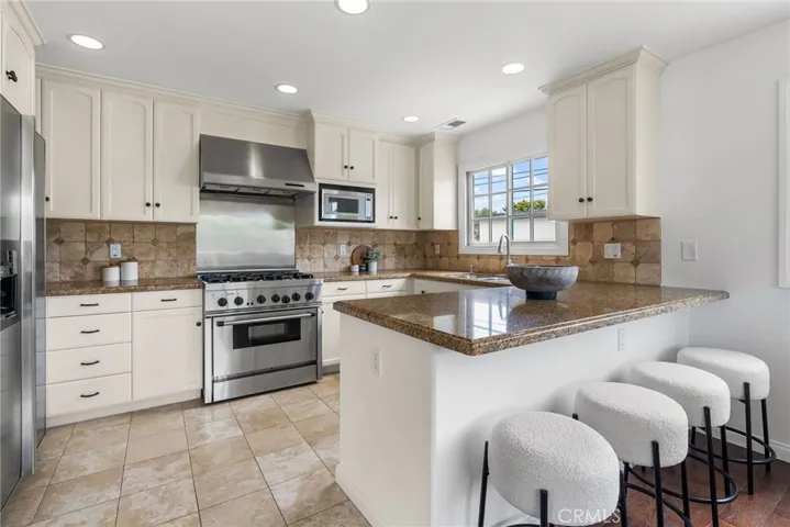 600 1/2 36th, Newport Beach, California 92663