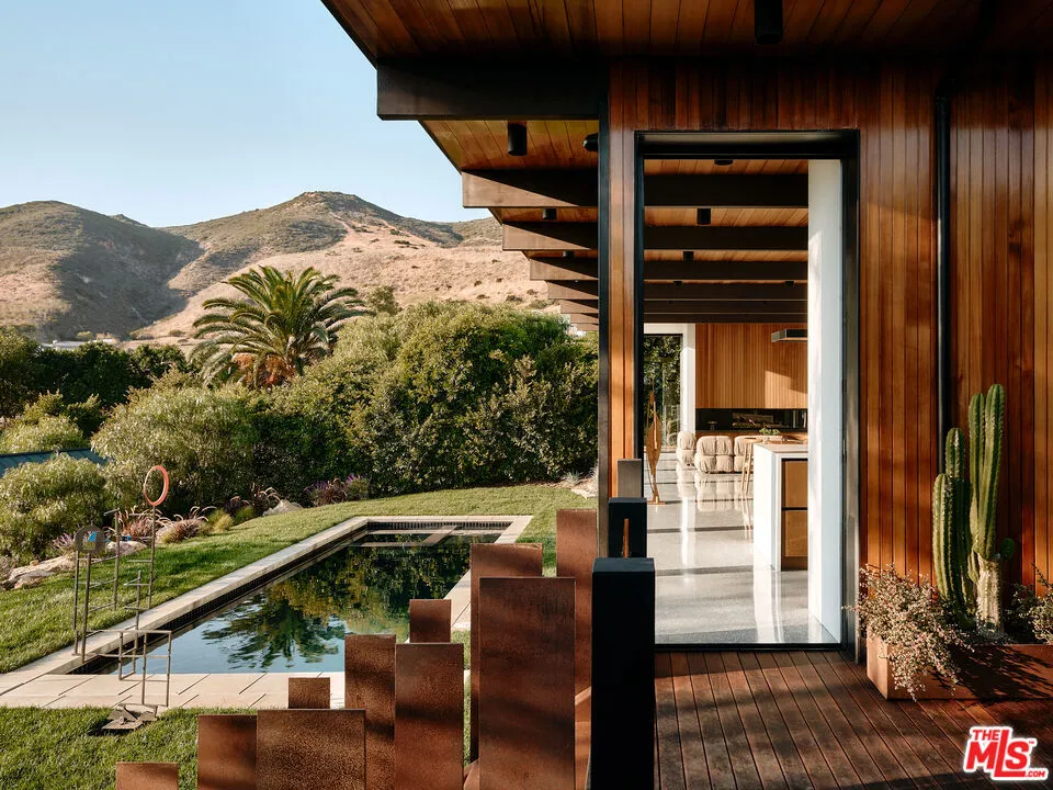 5637 Busch Drive, Malibu, California 90265 home-pic-8