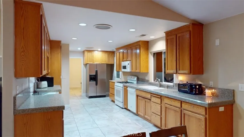 6 Avery Court, Oroville, California 95965