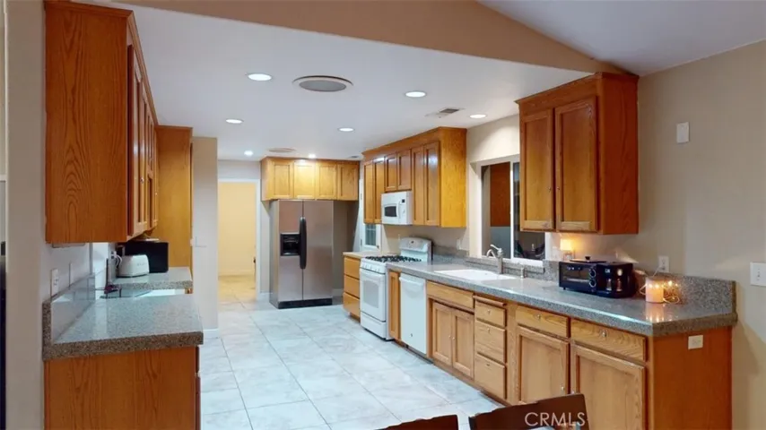 6 Avery Court, Oroville, California 95965