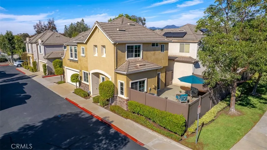 91 Bloomfield Lane, Rancho Santa Margarita, California 92688