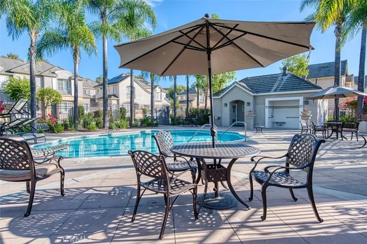91 Bloomfield Lane, Rancho Santa Margarita, California 92688