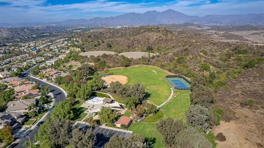 91 Bloomfield Lane, Rancho Santa Margarita, California 92688