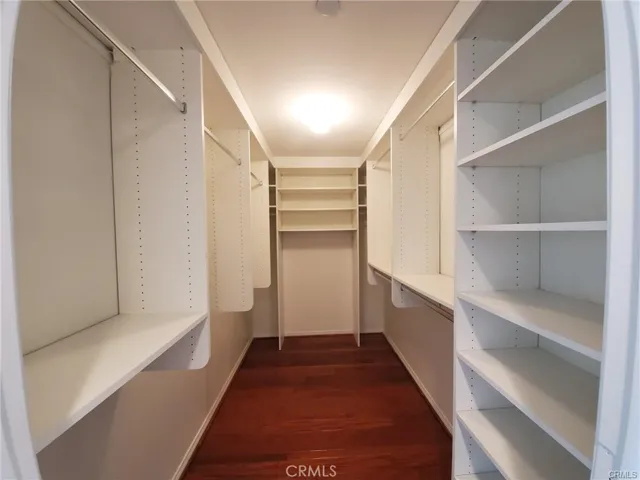 Walk in closet