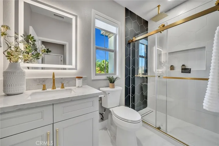 10 Oleander, Lake Forest, California 92630