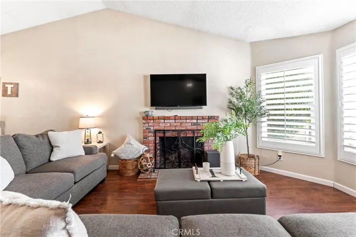 11339 Burl Drive, Fontana, California 92337