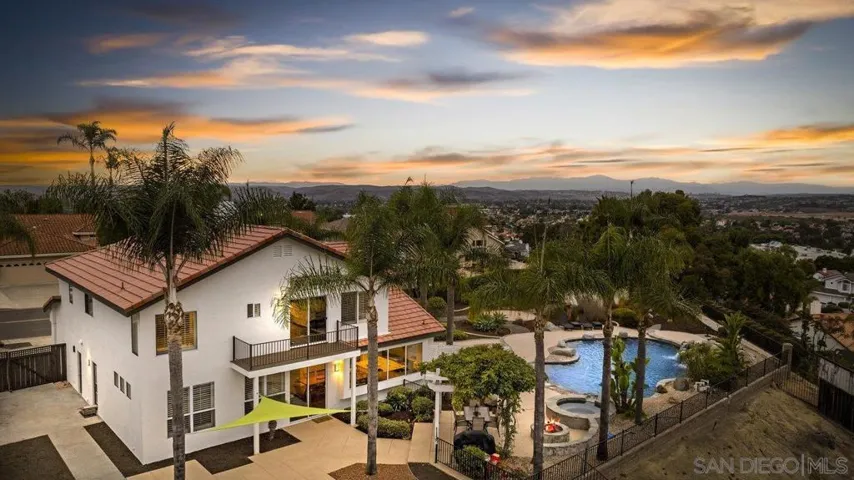 5173 Avenida De La Plata, Oceanside, California 92057