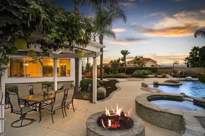 5173 Avenida De La Plata, Oceanside, California 92057
