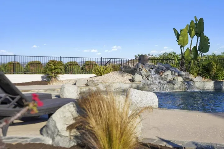 5173 Avenida De La Plata, Oceanside, California 92057