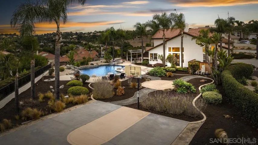 5173 Avenida De La Plata, Oceanside, California 92057