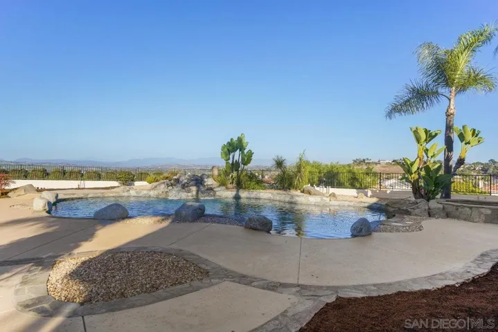 5173 Avenida De La Plata, Oceanside, California 92057