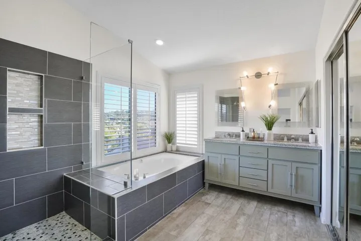 5173 Avenida De La Plata, Oceanside, California 92057