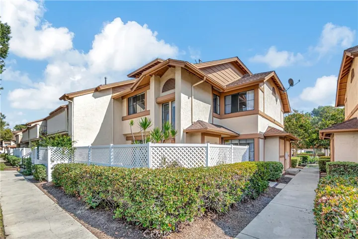 2245 Cheyenne Way 46, Fullerton, California 92833