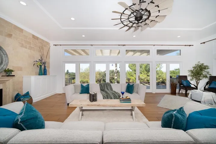 5 Rolling View Lane, Fallbrook, California 92028