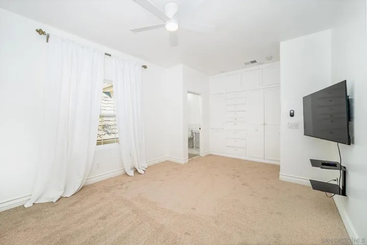 5 Rolling View Lane, Fallbrook, California 92028