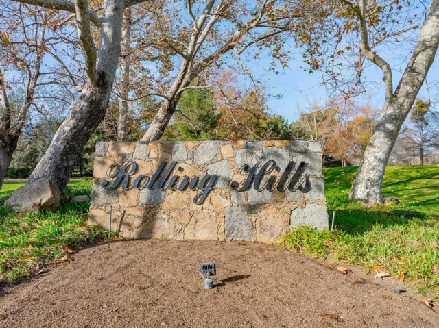 5 Rolling View Lane, Fallbrook, California 92028