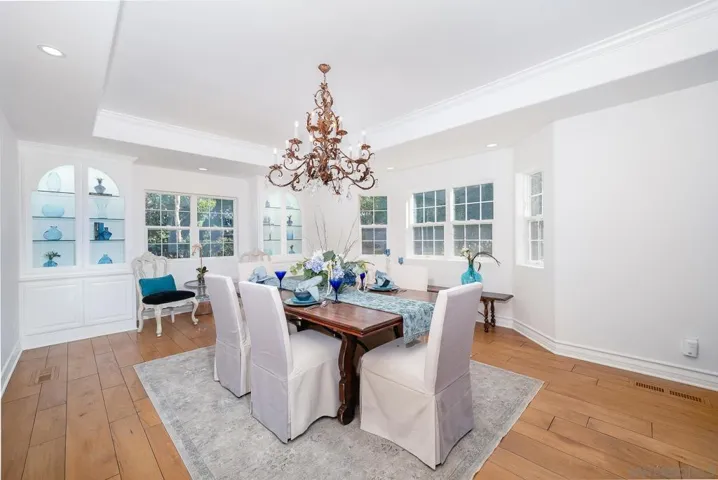 5 Rolling View Lane, Fallbrook, California 92028
