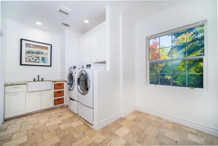 5 Rolling View Lane, Fallbrook, California 92028