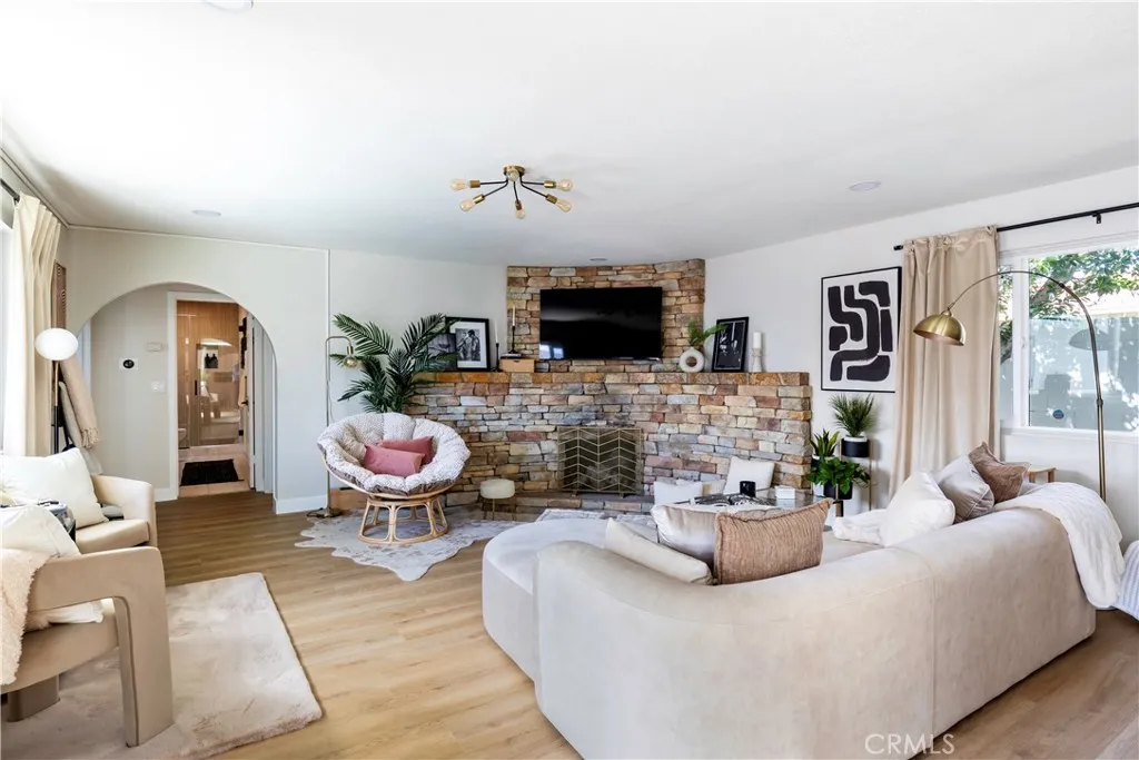 482 W Sepulveda Road, Palm Springs, California 92262 home-pic-3