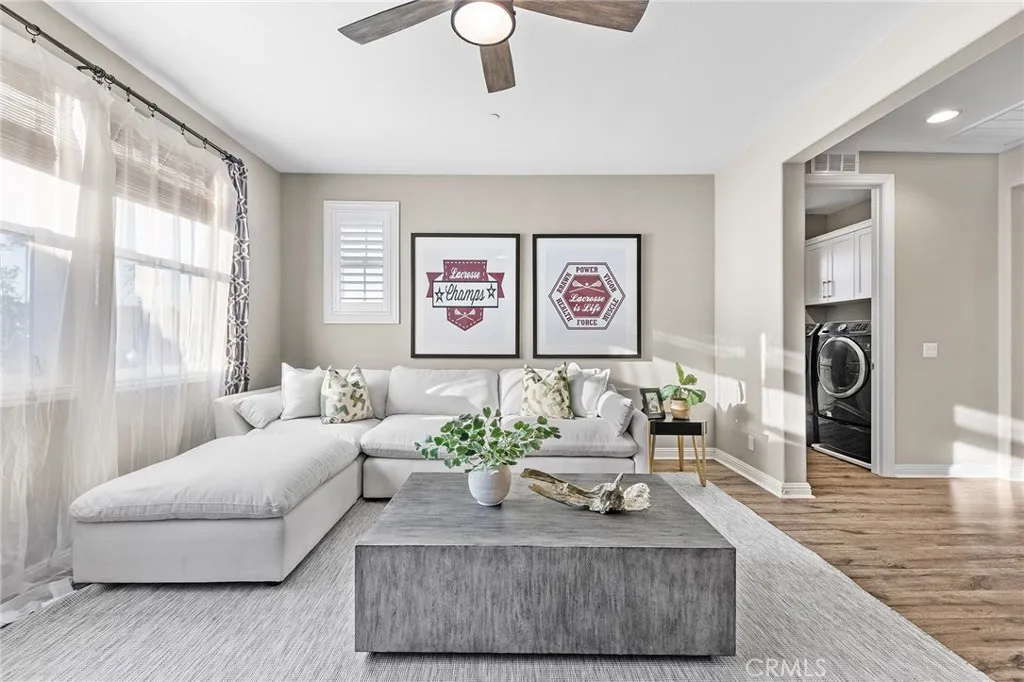 11 Goldenrod, Lake Forest, California 92630 home-pic-21