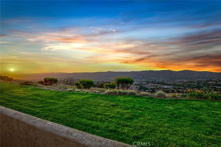 7879 E Viewrim Drive, Anaheim Hills, California 92808