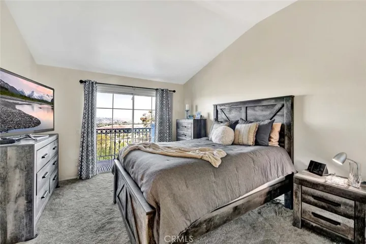 7879 E Viewrim Drive, Anaheim Hills, California 92808