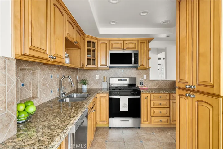 17162 Bluewater Lane, Huntington Beach, California 92649